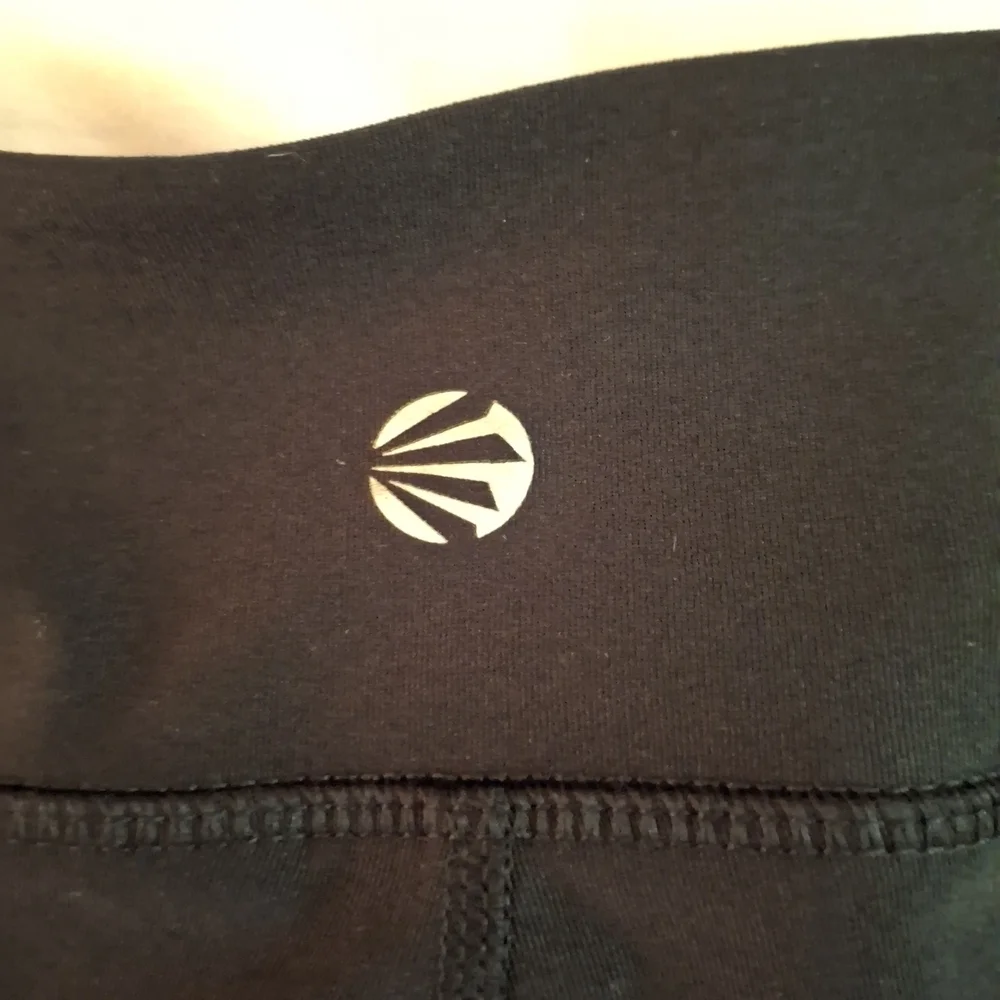 Impact By Jillian Michaels Women's Purple And Black Cropped Leggings